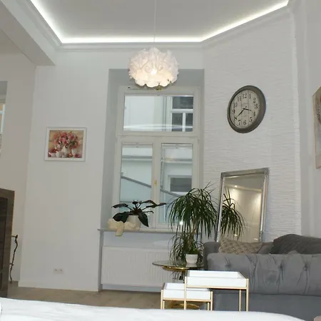 Lejlighed Lovely Apartment- Poznanska 16