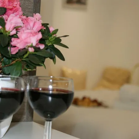 Διαμέρισμα Lovely Apartment- Poznanska 16