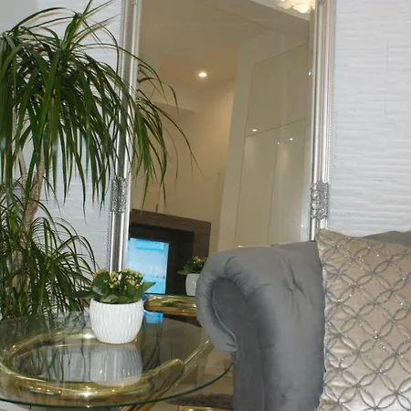 Lovely Apartment- Poznanska 16 Βαρσοβία